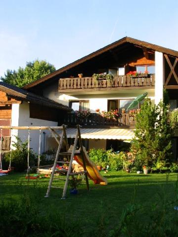 Alpen - Apartments Garmisch-Partenkirchen Exterior photo